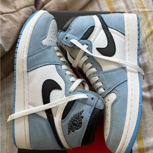 Air Jordan 1 Retro High OG “University Blue”